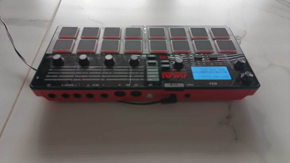 Sampler AKAI MPX16