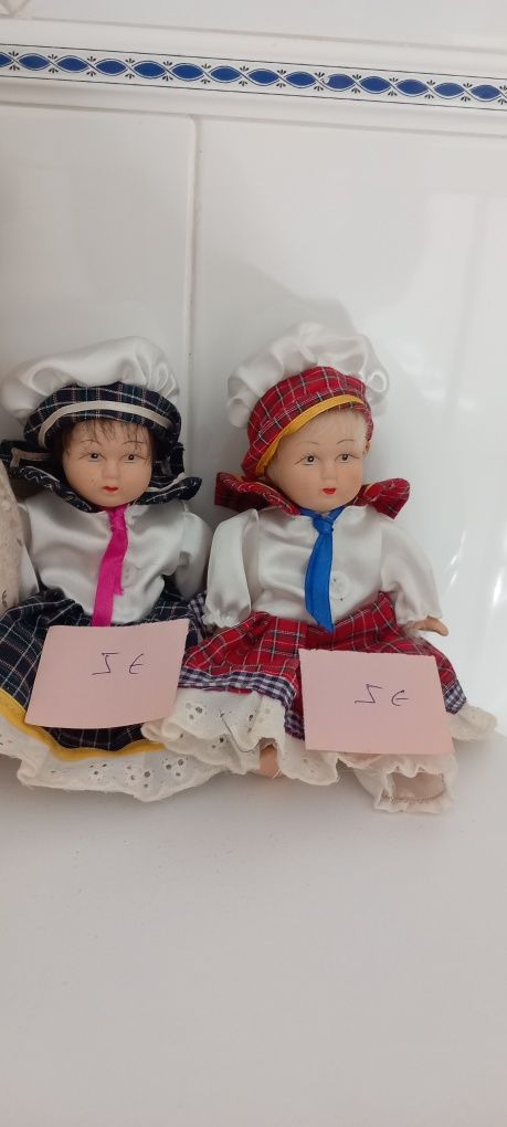 Bonecas/bonecos,  em porcelana
