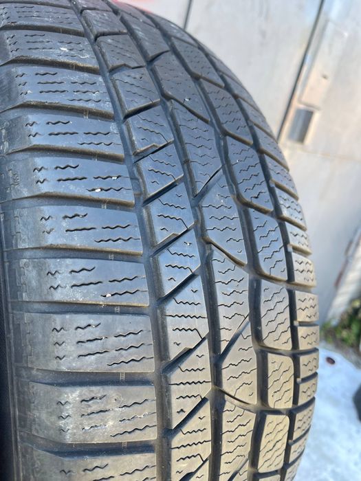 Шини 235/55 r18 Bridgestone, Continental