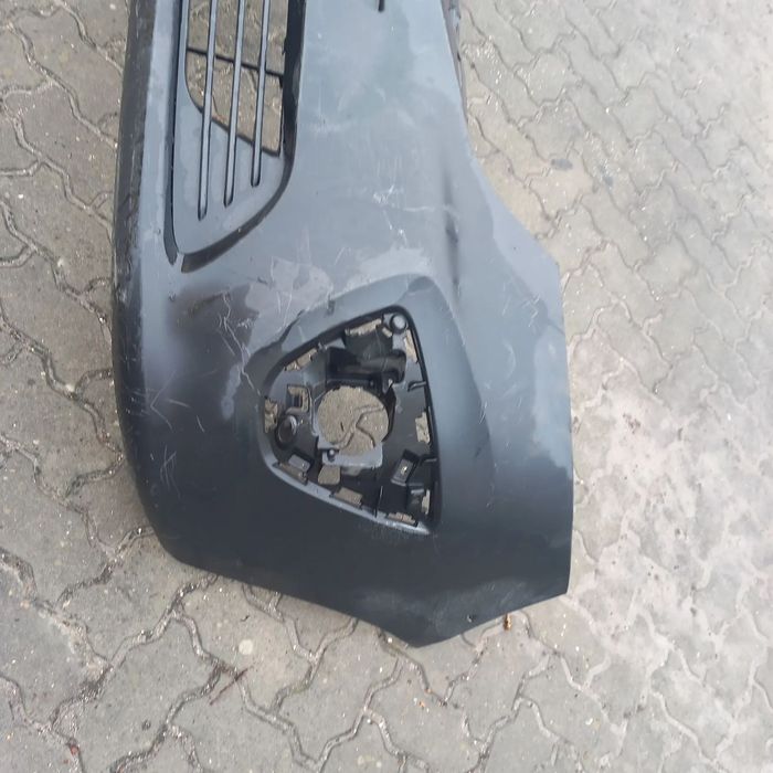 Para choques frente renault trafic 2014 a 2018. 620228716R