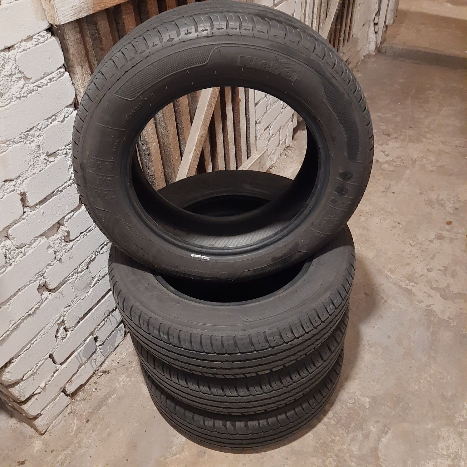 Opony letnie Kleber Dynaxer HP4, 175/65 R15,TYLKO 8 TYS KM PRZEBIEGU