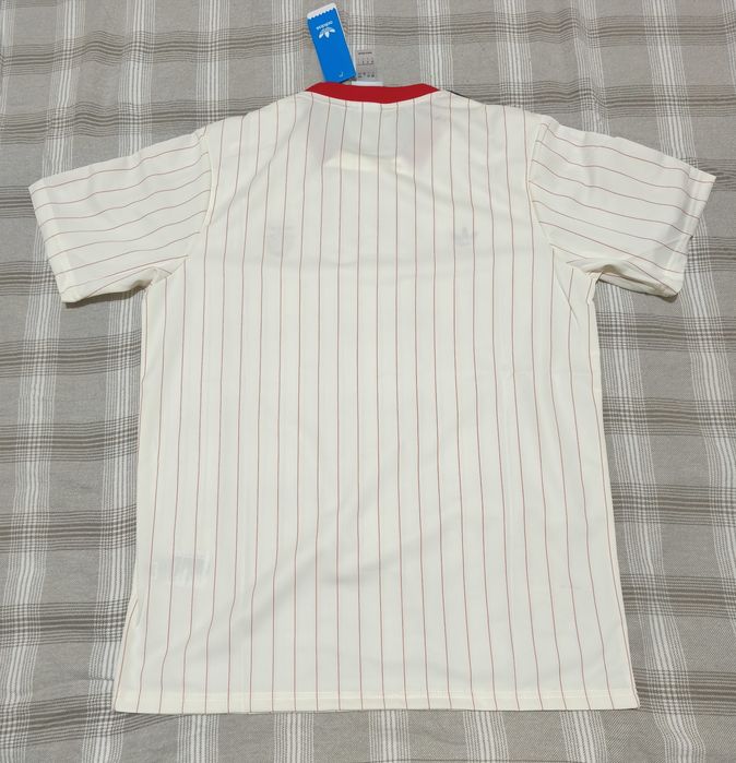 Camisola Benfica coleção da Originals