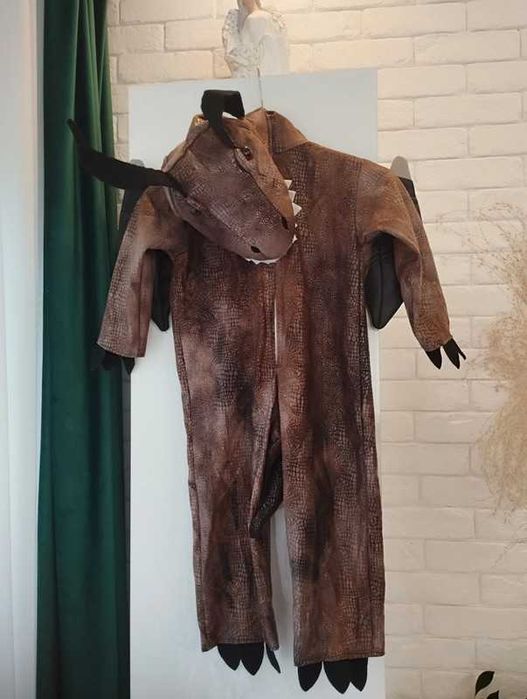 stroj smok dinozaur r 98/104 nowy skrzydla ogon zeby