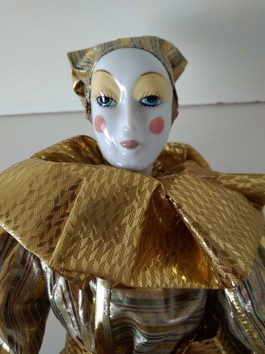 Винтажная салонная будуарная кукла фарфоровый Арлекин Пьеро Венеция