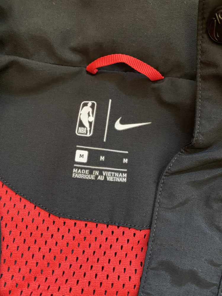 Nike NBA Chicago Bulls Courtside Hooded Jacket