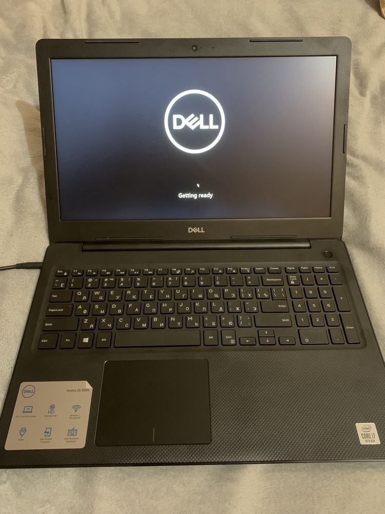 Ноутбук Dell Vostro 15 3000, i7-10th gen, 8 gb