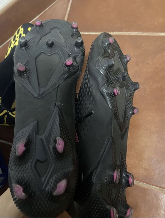 Chuteiras adidas original número 44