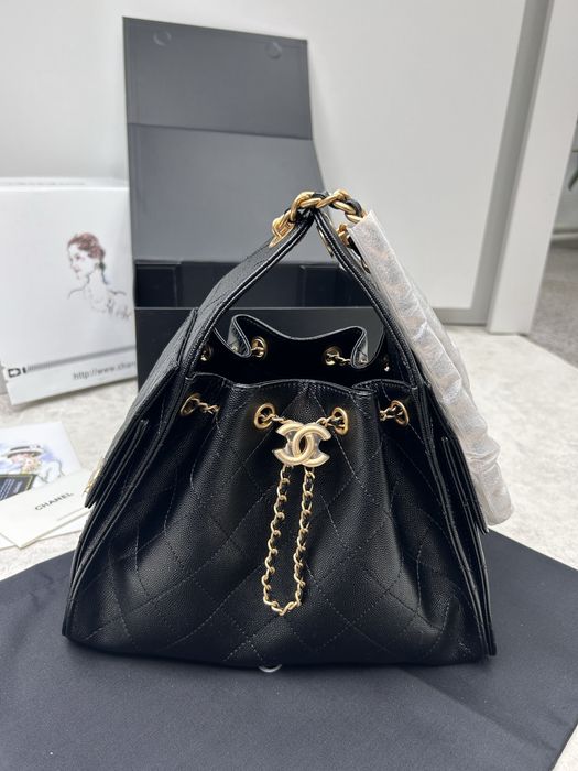 Сумочка в стилі Chanel