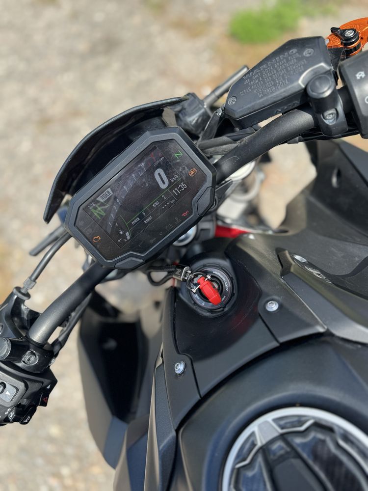 Kawasaki z900 2023