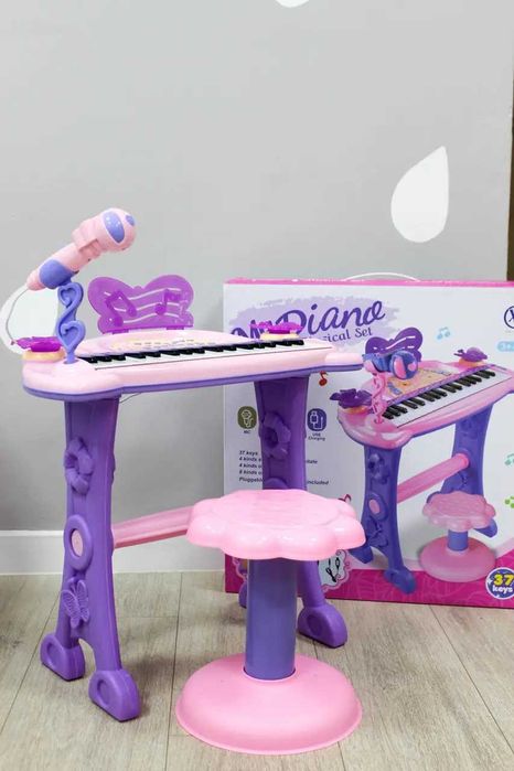 Детский синтезатор пианино 6613 с микрофоном и стульчиком Мр3 вихід