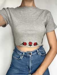 T-shirt z różami szary prążkowany M