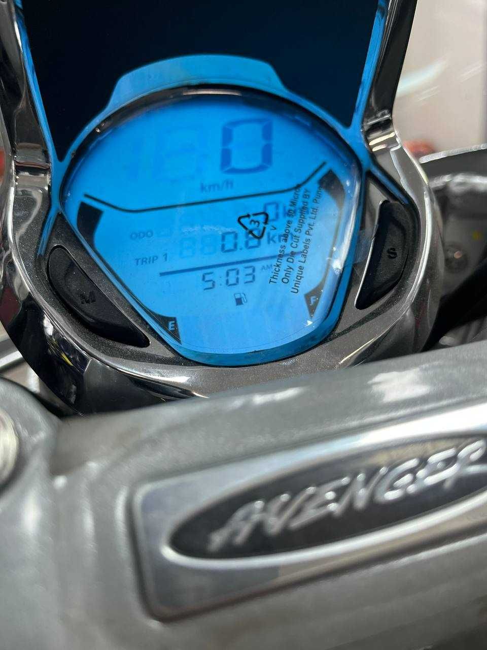 Купити мотоцикл BAJAJ AVENGER CRUISE 220