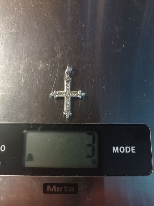 Продам серебряные украшения подвески 925 проба , цена за грамм 90 грн.