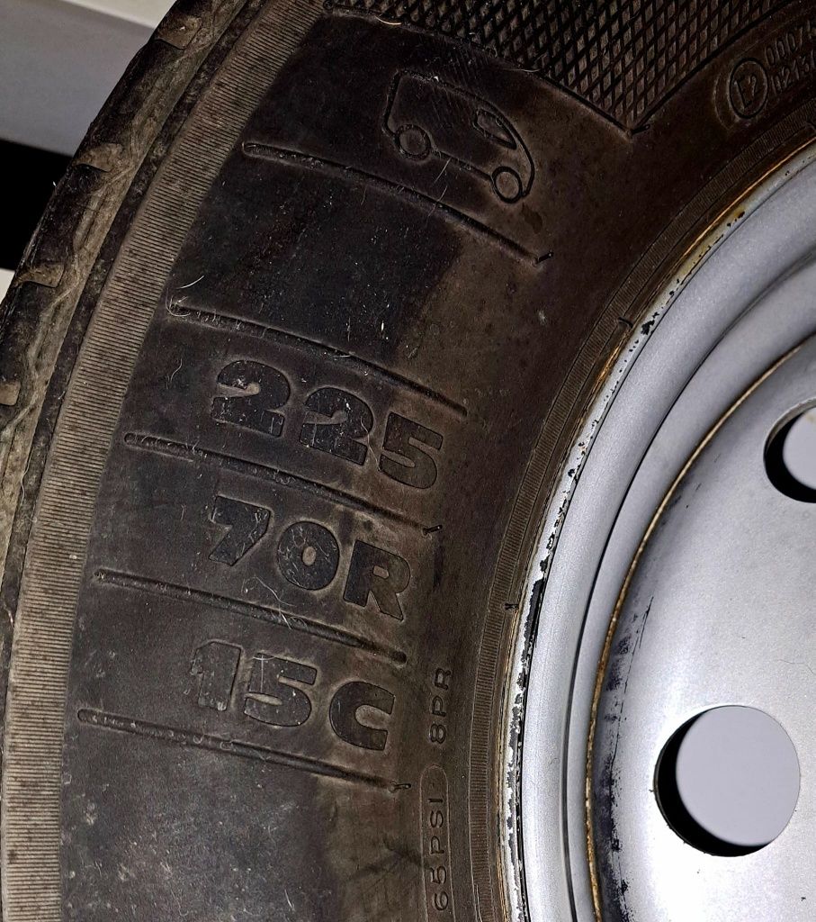 4 Jantes Iveco 15" ferro  Autocaravana Desocupar Espaço