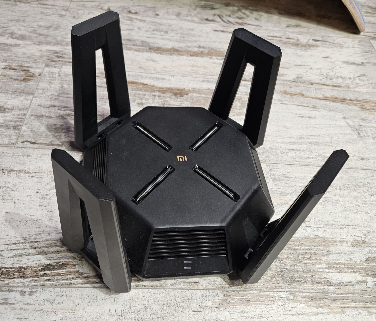 Бездротовий маршрутизатор Xiaomi Mi Router AX9000