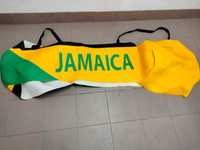 Materiałowy baner z napisem Jamaica