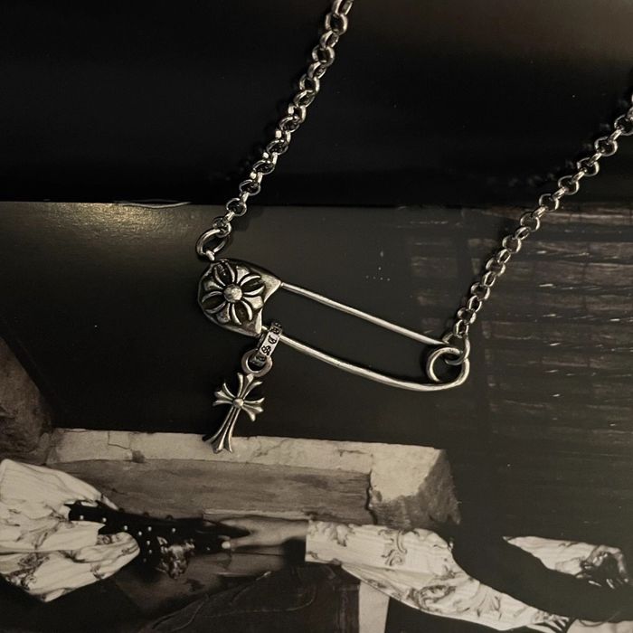Кулон Chrome Hearts з хрестом