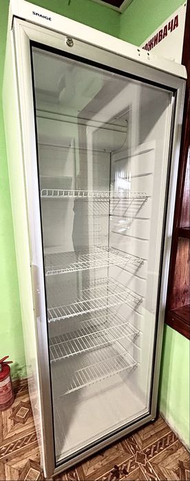 SNAIGE холодильна шафа-вітрина CD35DM-S300S