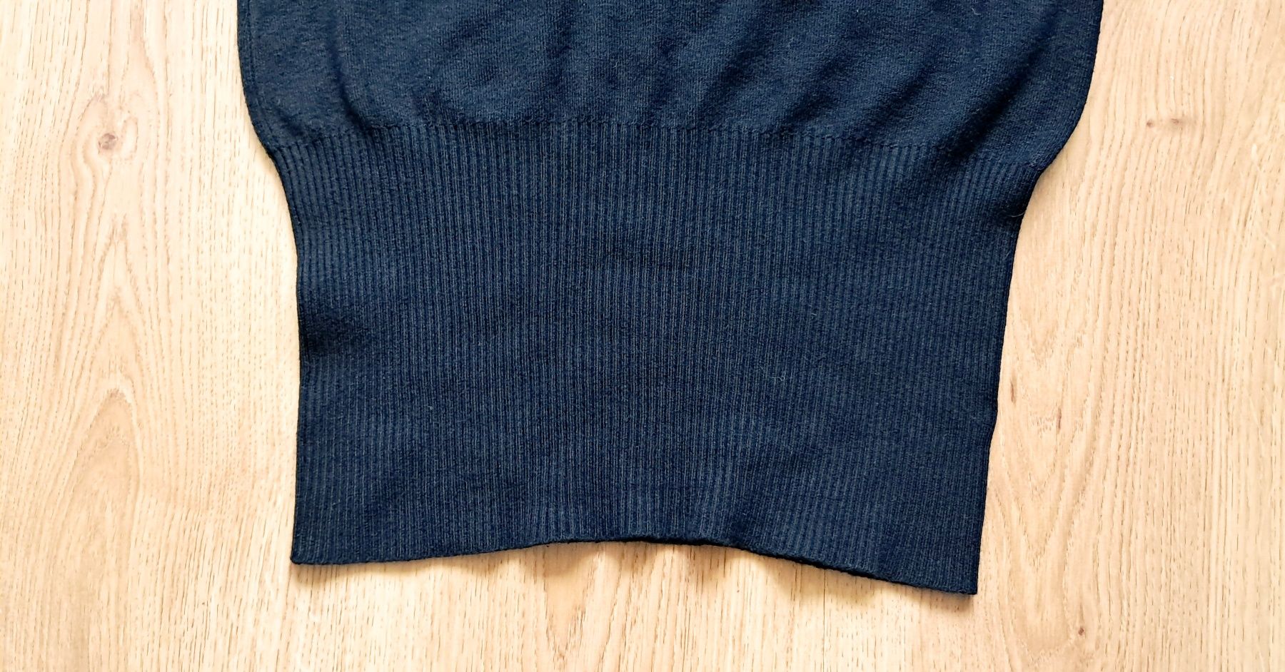 Sweter długi czarny