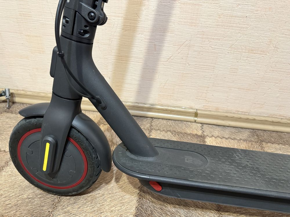 Xiaomi Mi Ecetric Scooter pro 2