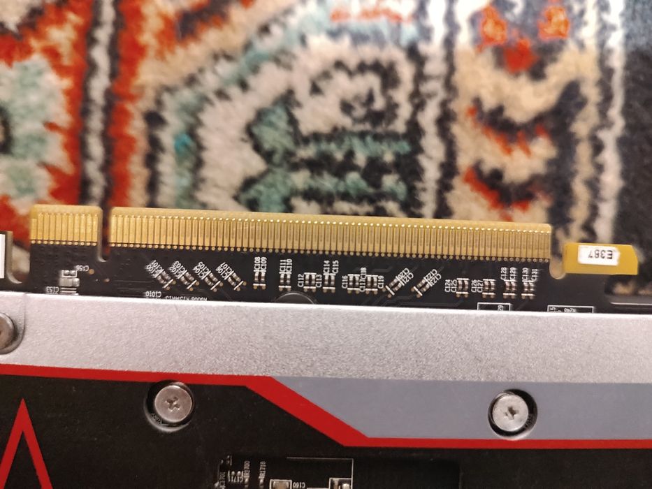 Продам rx 580 8 gb ( Не робоча)
