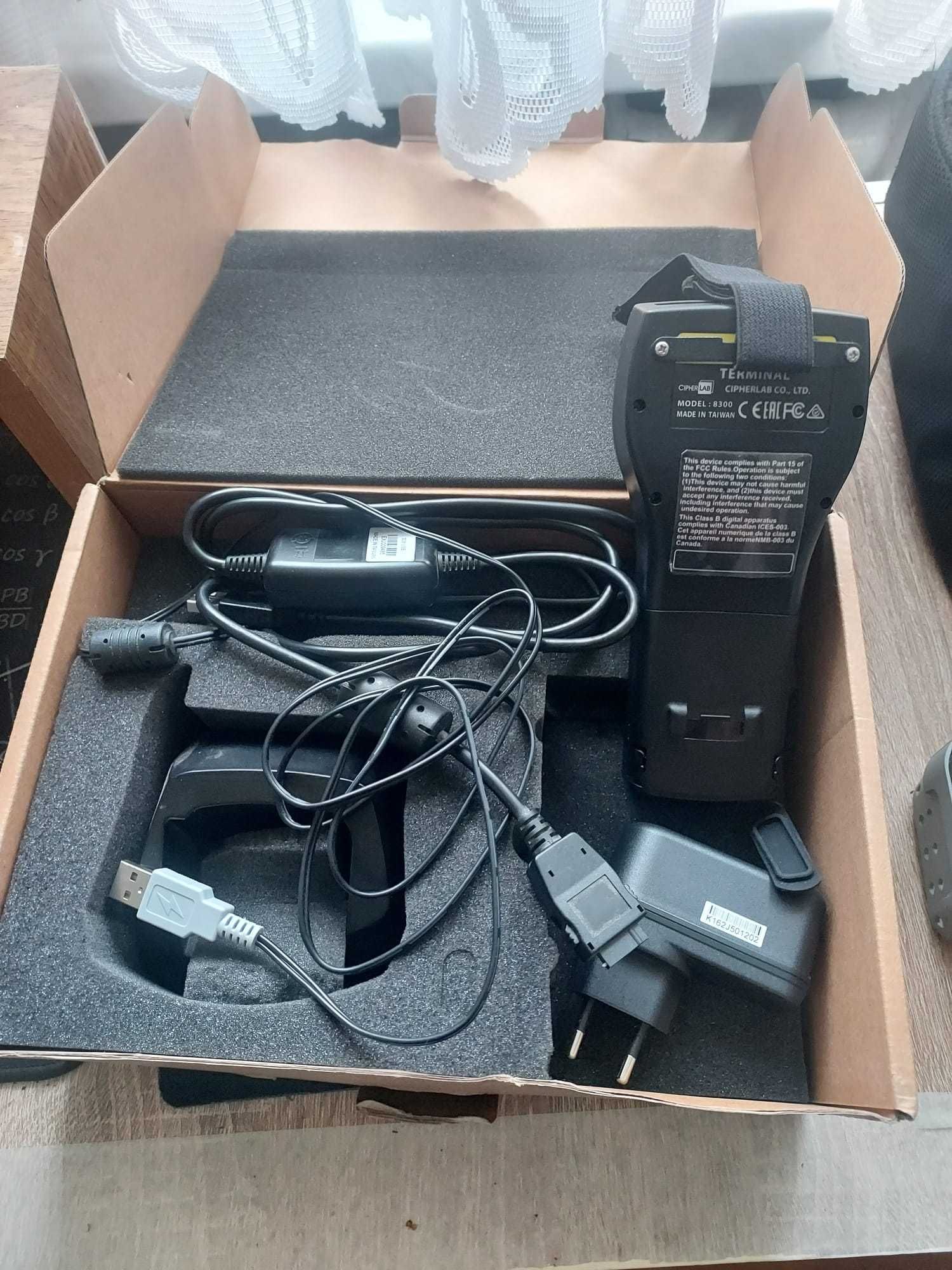 Kolektor danych CipherLab CPT 8300 + Inwentaryzator 3 + Dok + Licencja