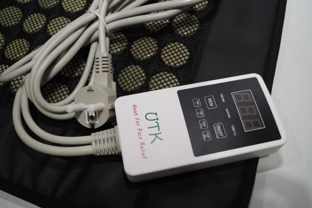 UTK naturalna jadeitowa poduszka grzewcza pod plecy 15"x19"