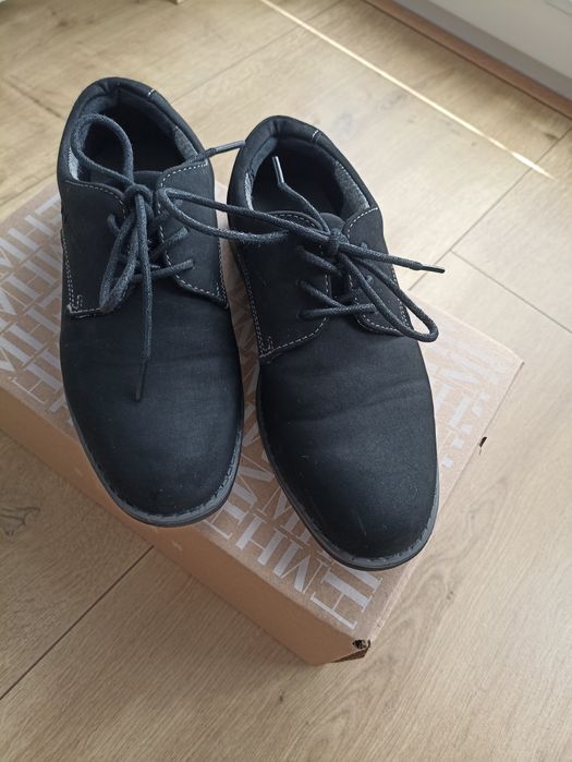 Buty komunijne eleganckie dla chłopca roz. 32