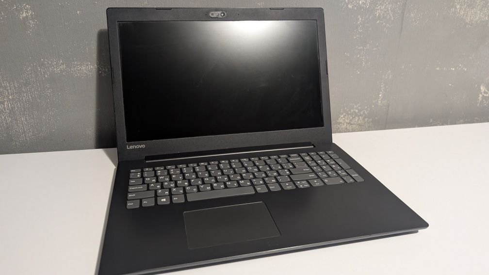 Ноутбук Lenovo ideapad 320-15IKB i7-8th