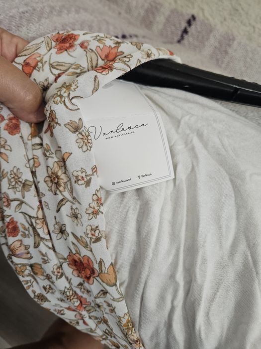 Nowa długa sukienka