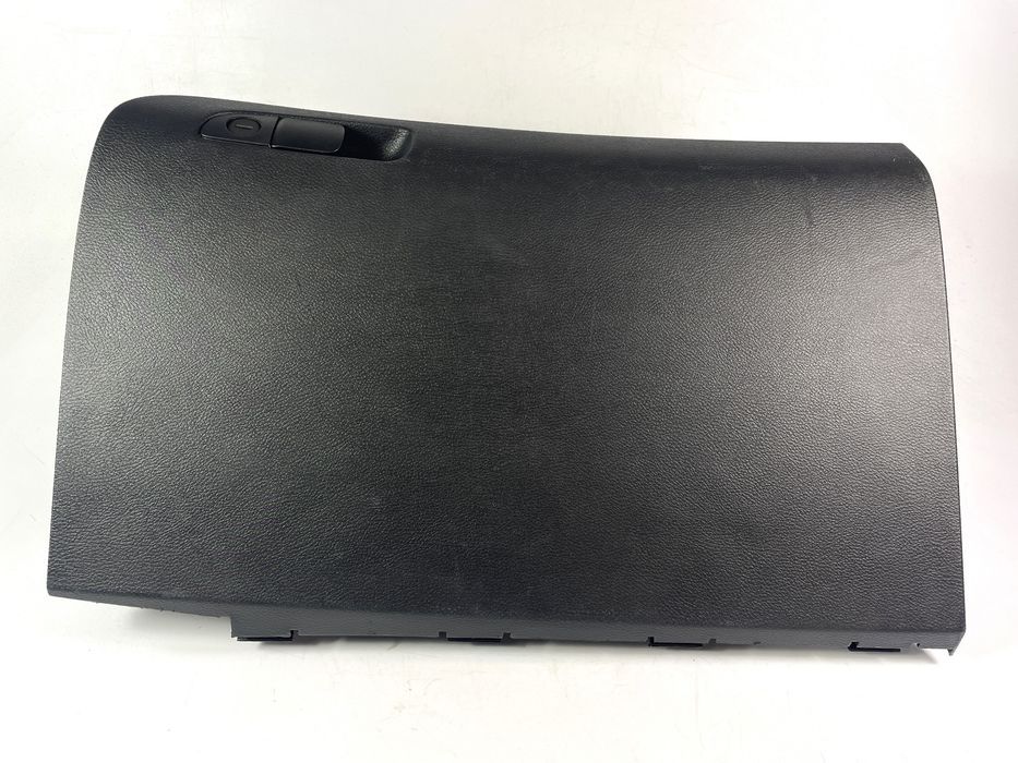 Dodge Challenger 2015+ schowek pasażera deski rozdzielczej konsoli