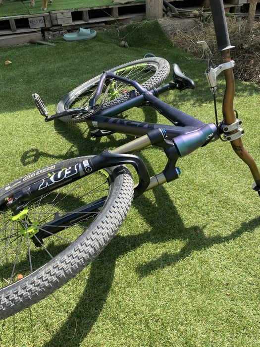 bicicleta de dirt trek