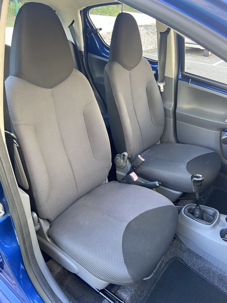 Toyota Aygo • 123 mil km • Multimidia • Jantes Especiais • AC