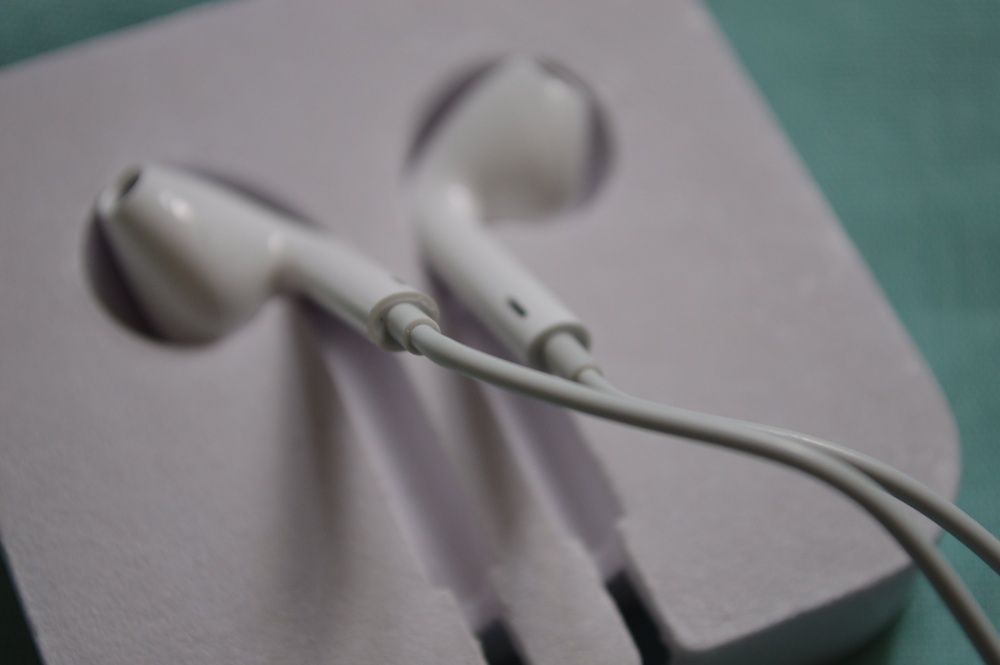 Оригинальные Новые Наушники Earpods из комплекта Apple iPod 5 Gen