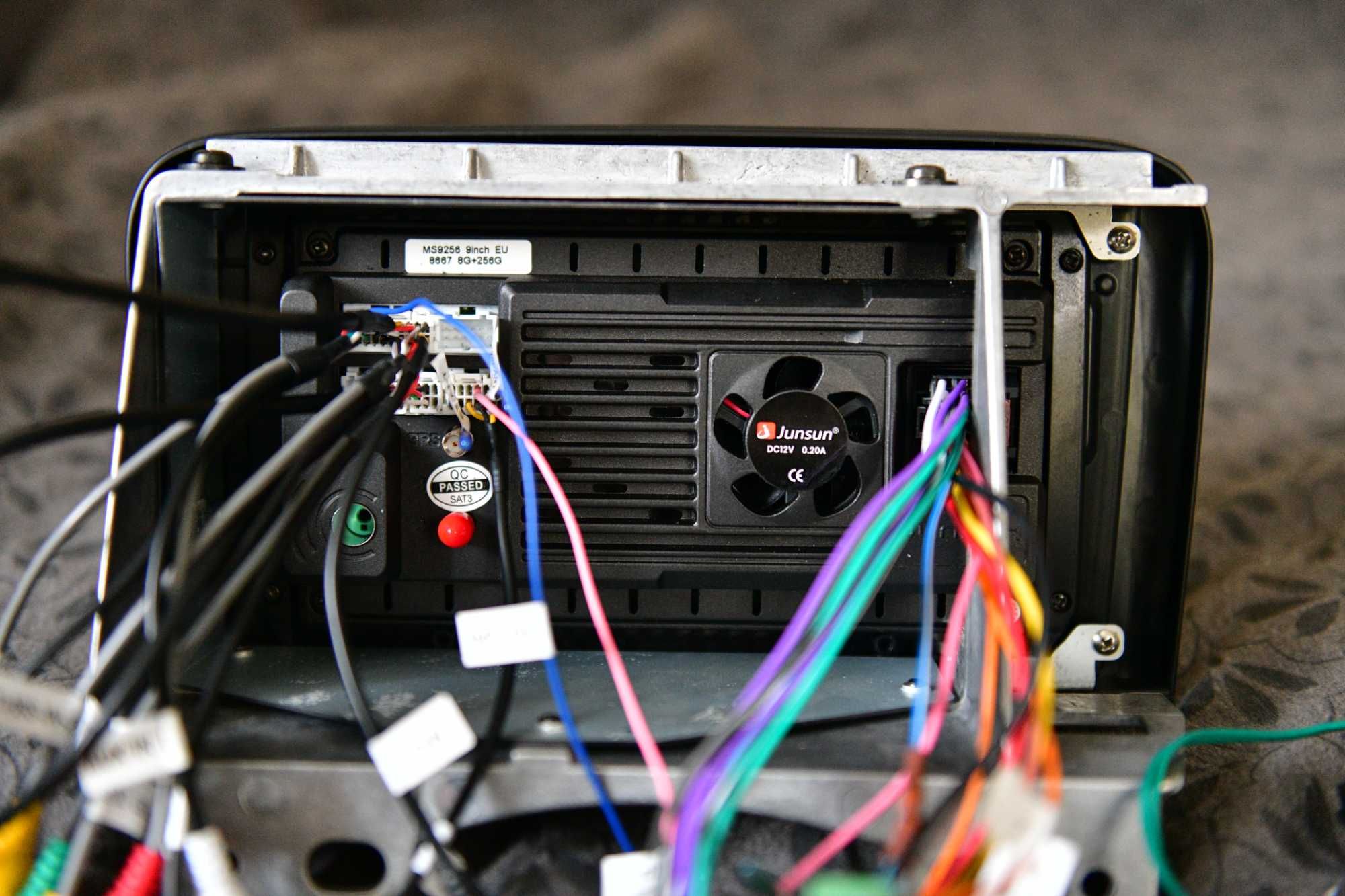 Radio android Junsun 8/256GB do Volvo S80