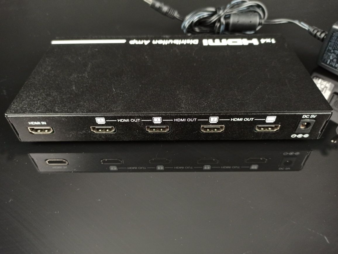 Rozdzielacz HDMI 1x4 z wzmacniaczem sygnału Cypress CLUX-14S Splitter