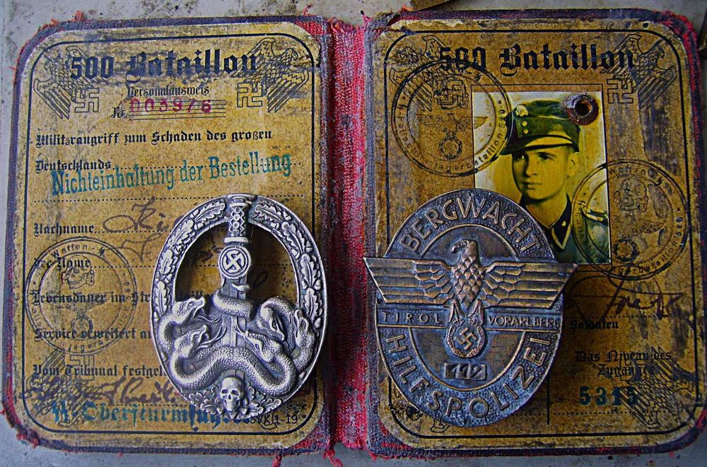 Legitymacja Podoficera 500 Batalion SS 1943r + Odznaki SS nr 112