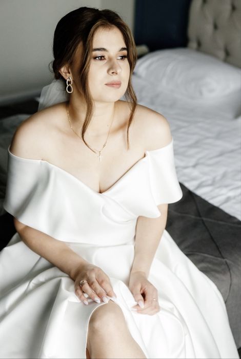 Плаття на розпис або весілля (одягала один раз)