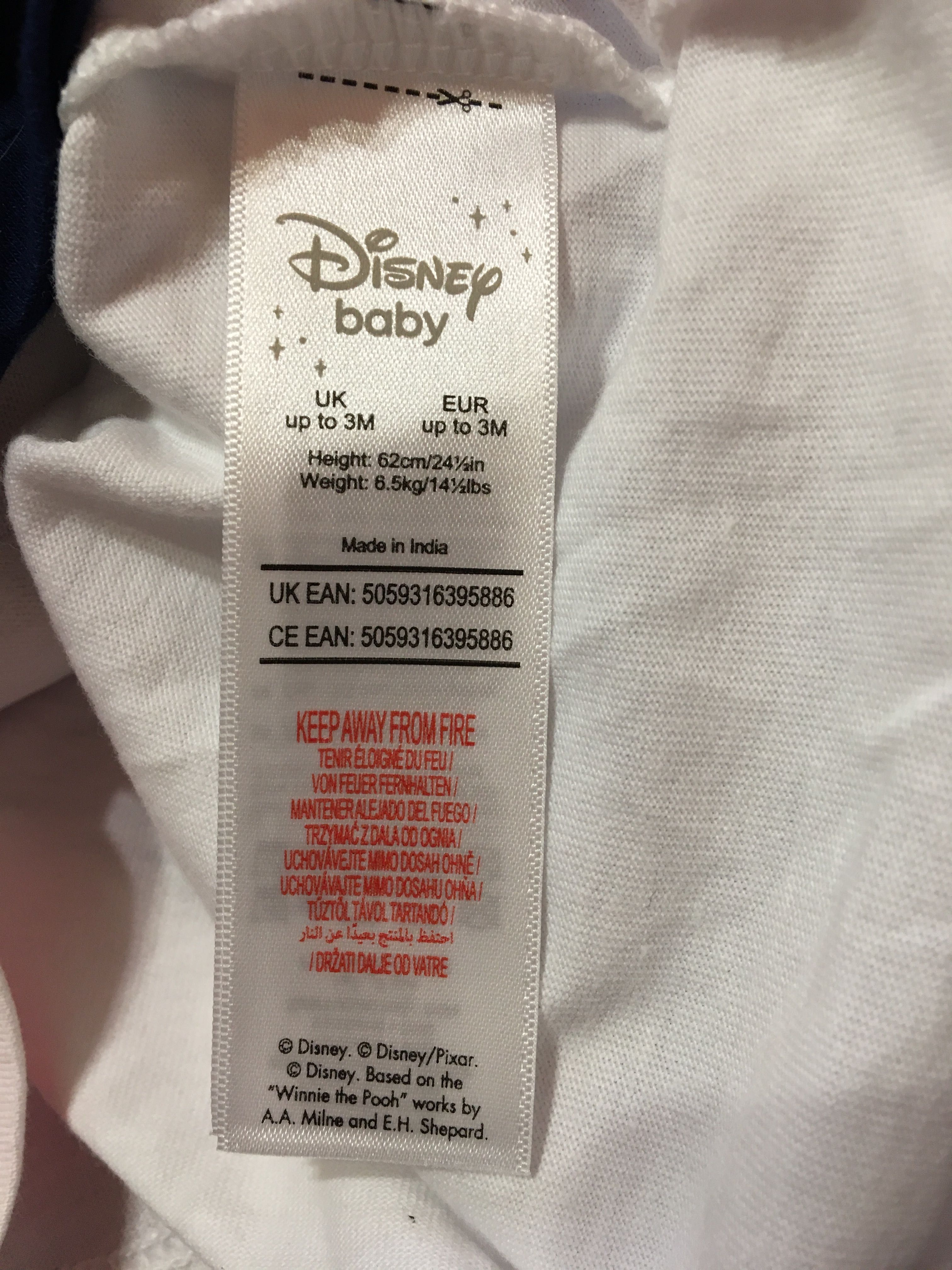 Продам костюмчик для девочки Disney baby