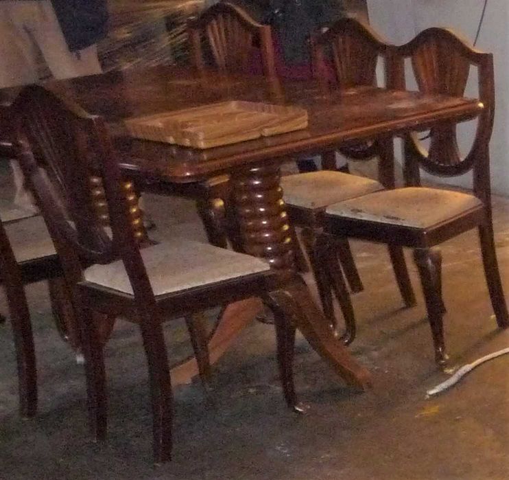 Mesa e Cadeiras (sala de jantar)