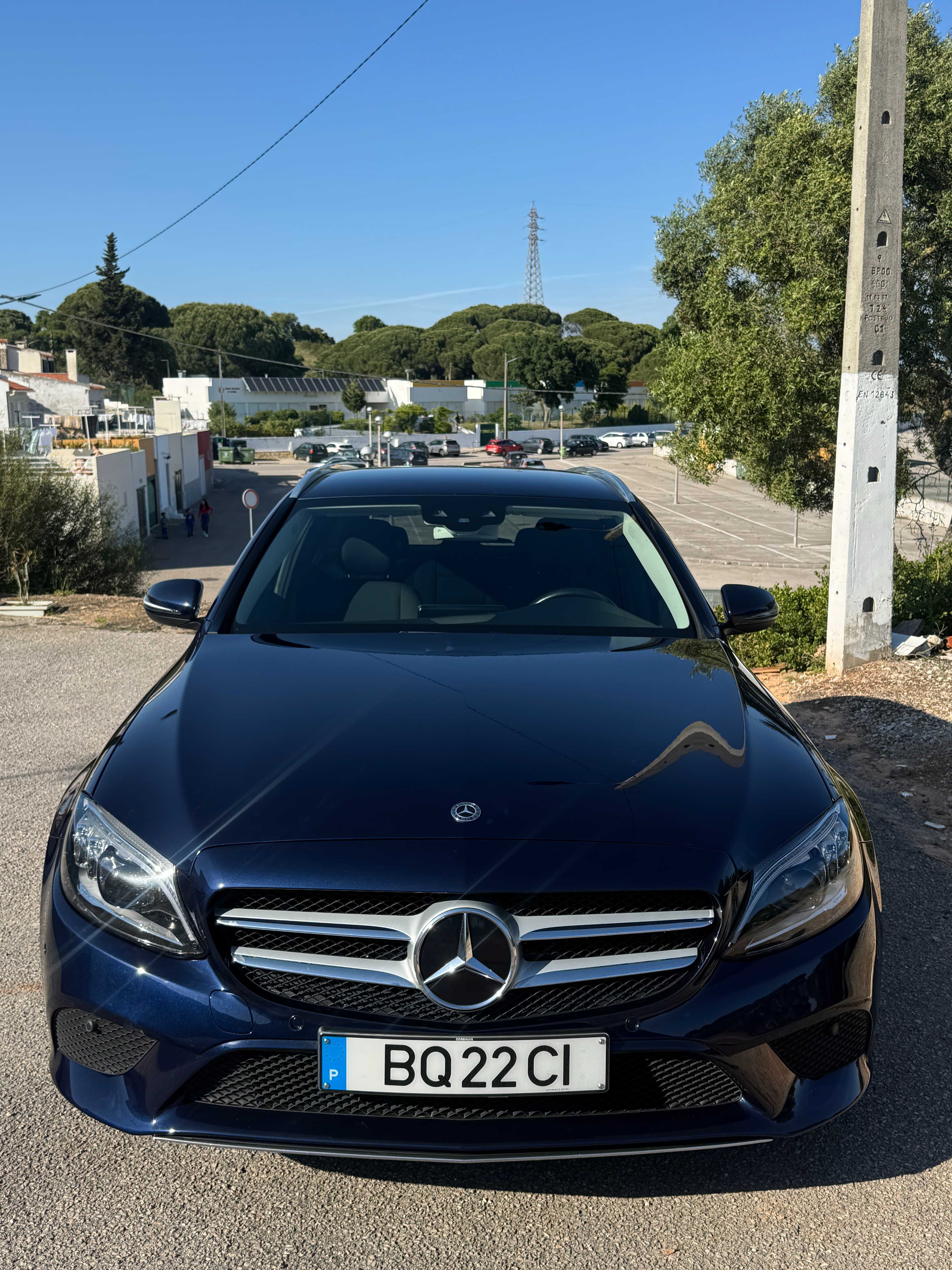 Mercedes Benz C300 de *Todas as revisões feitas na marca*