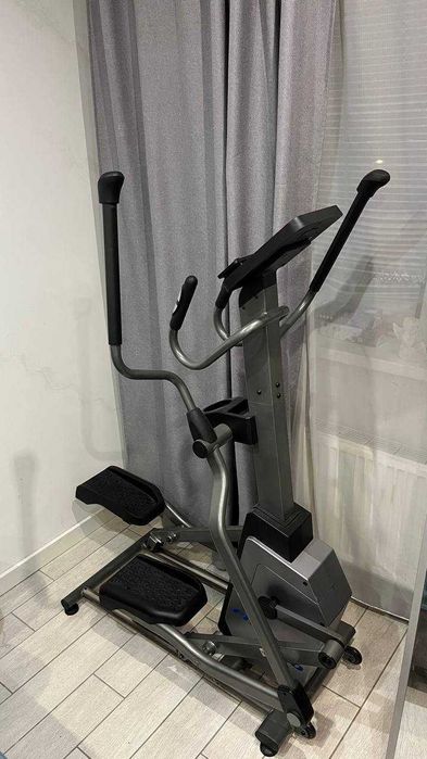 Орбітрек FitLogic E110