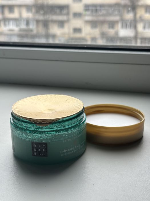 скраб Rituals of Karma новий