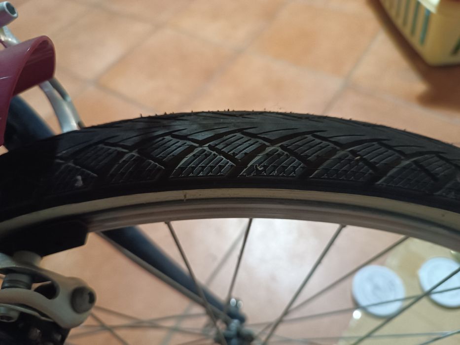 Bicicleta Decathlon infantil menina - usada 2 vezes em garagem!!!