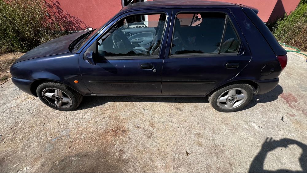 Ford fiesta 1998.