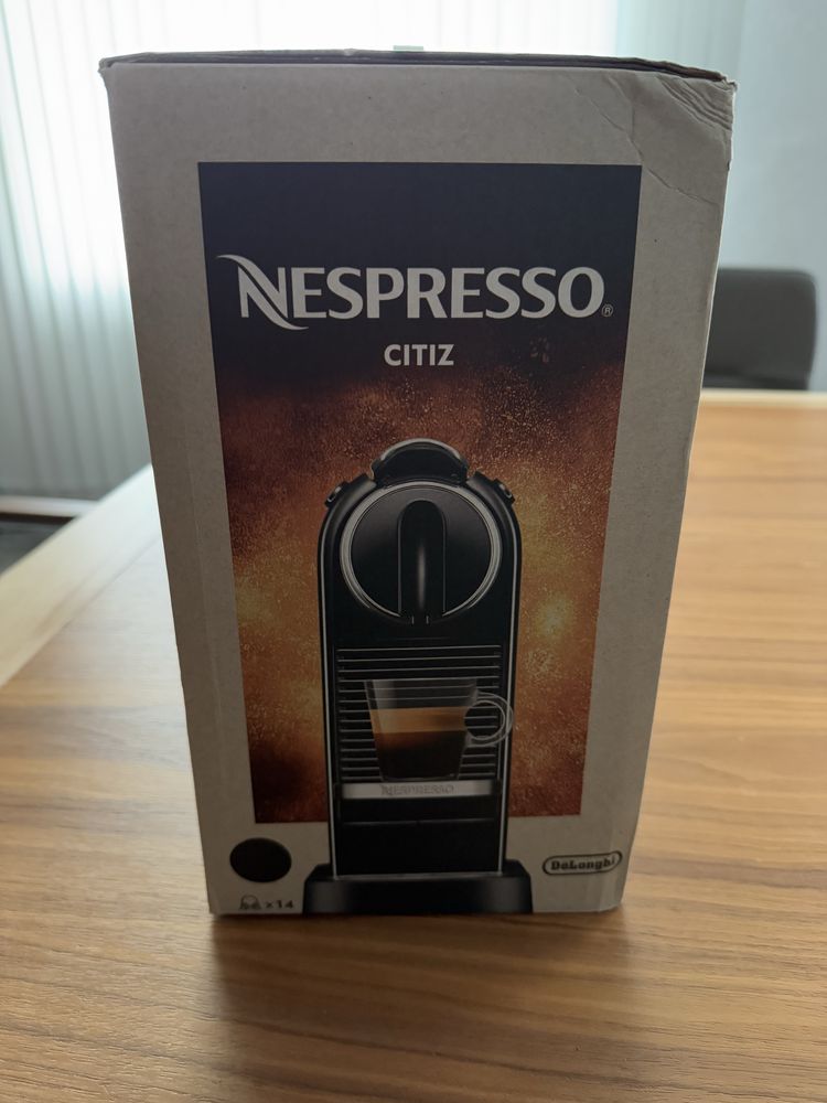 Кавоварка Nespresso Citiz DeLonghi EN167.B