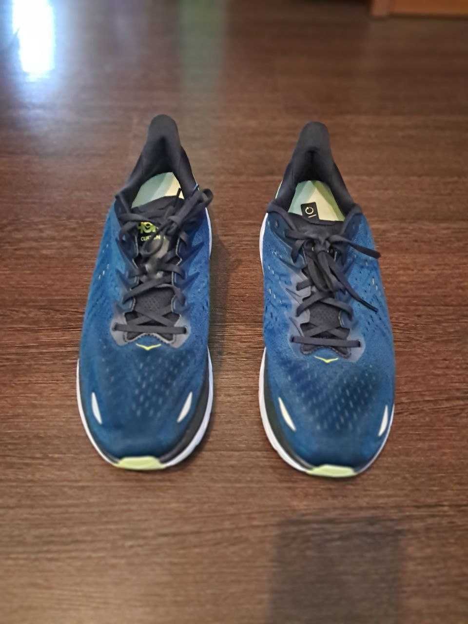 Кросівки Hoka Clifton 8.  Р 49 1/3.  32см