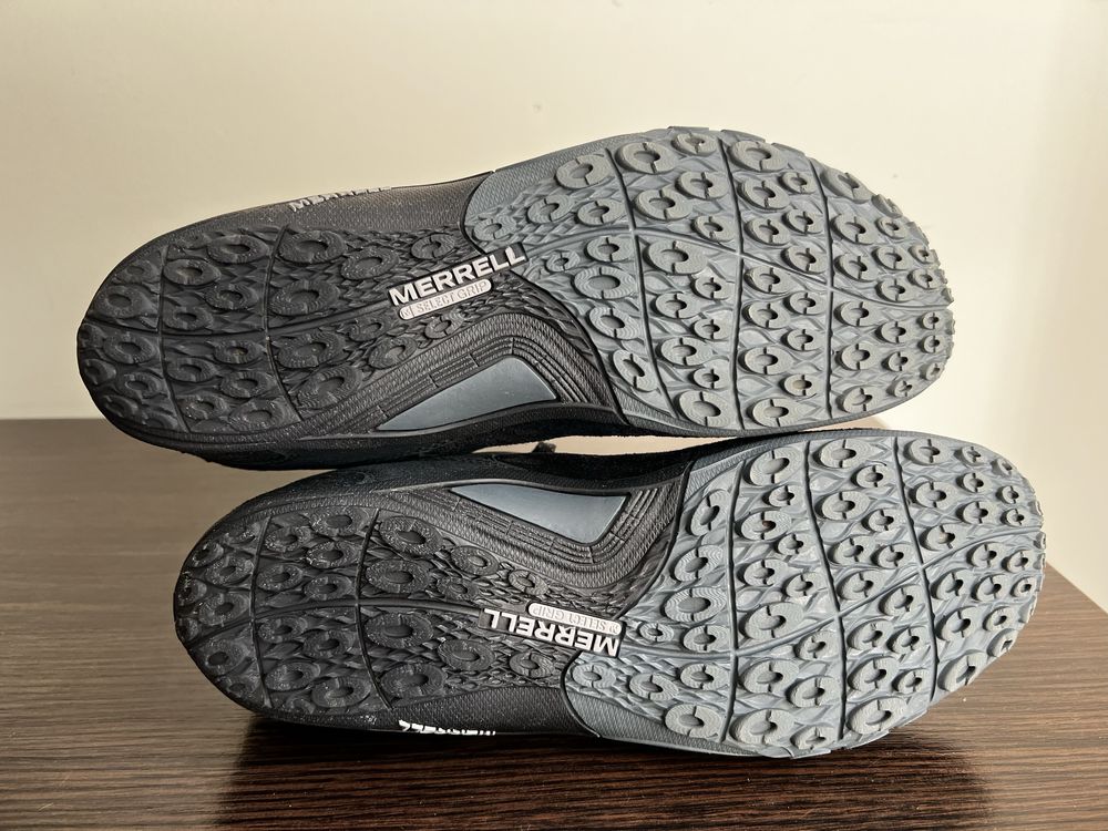 Кросівки MERRELL WRAITH J23569 Розмір 43.5 на 27.5 см