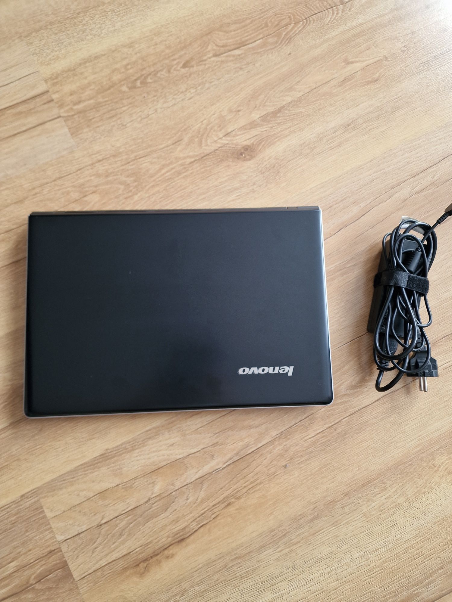 Laptop Lenovo 15.6