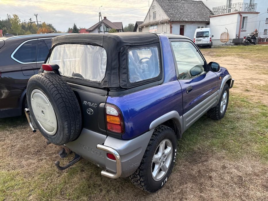 Toyta RAV4 4x4/ 2.0 + LPG/ / nowe opony  oplaty na 1 Rok 25 zl 100 km